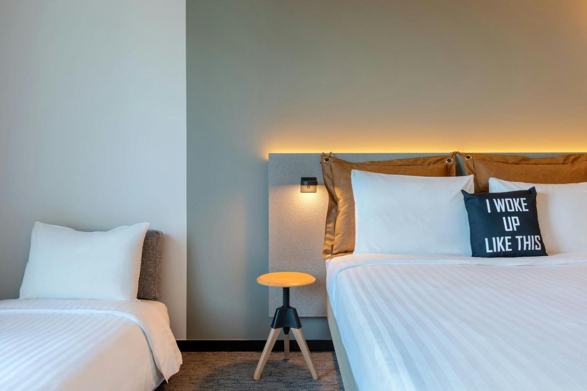 Moxy Antwerp Hotel Exterior photo