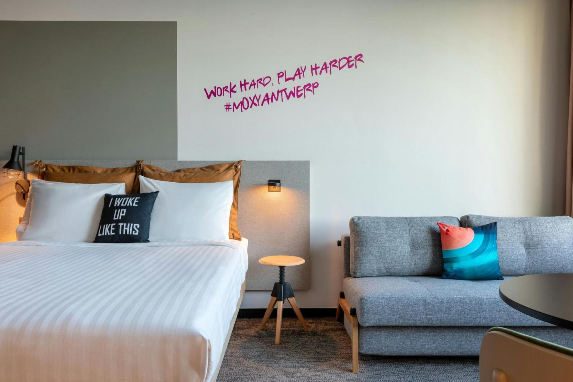 Moxy Antwerp Hotel Exterior photo
