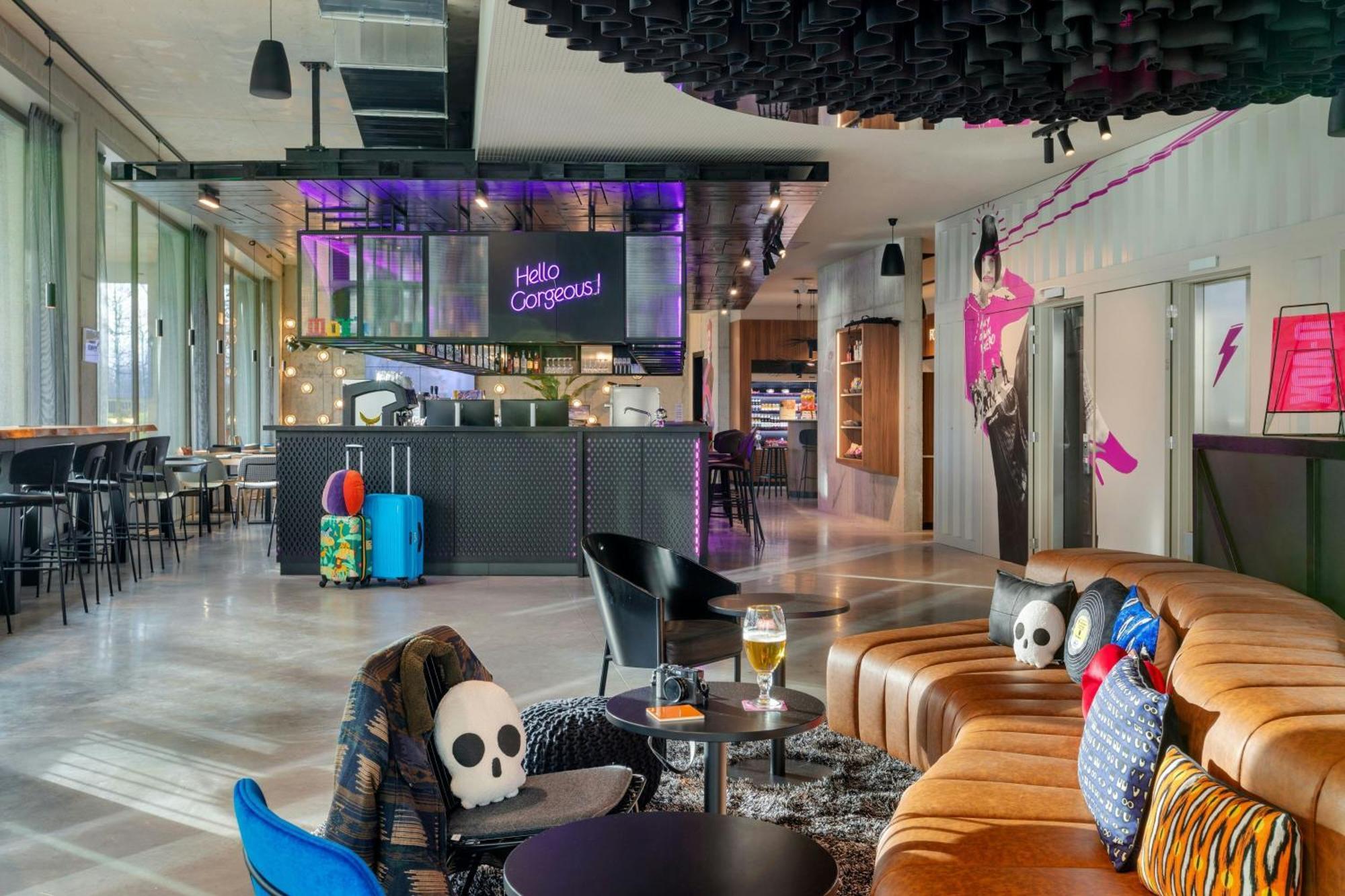 Moxy Antwerp Hotel Exterior photo